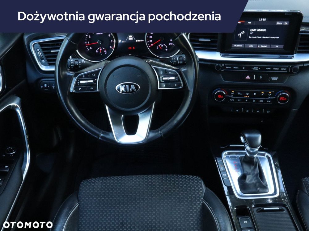 Kia Ceed - 9
