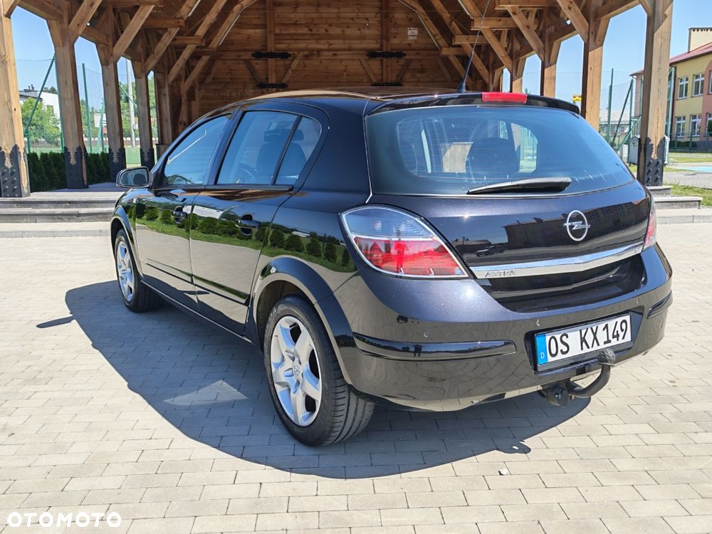 Opel Astra - 4