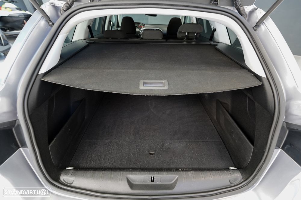 Peugeot 308 SW 1.5 BlueHDi Style J17 - 23