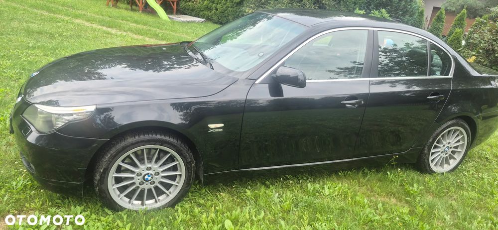 BMW Seria 5 530d xDrive - 6