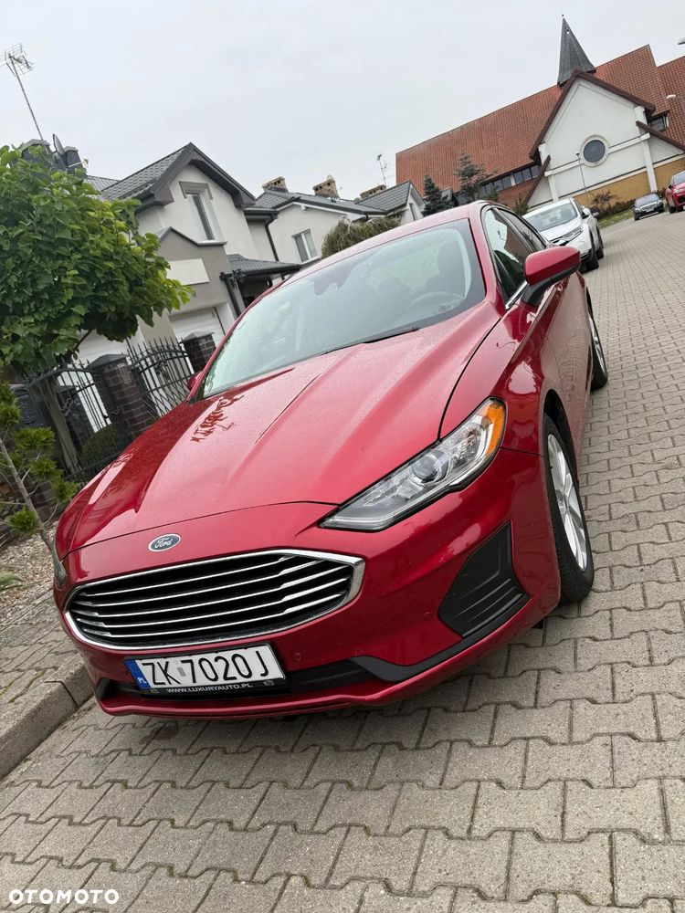 Ford Fusion - 1