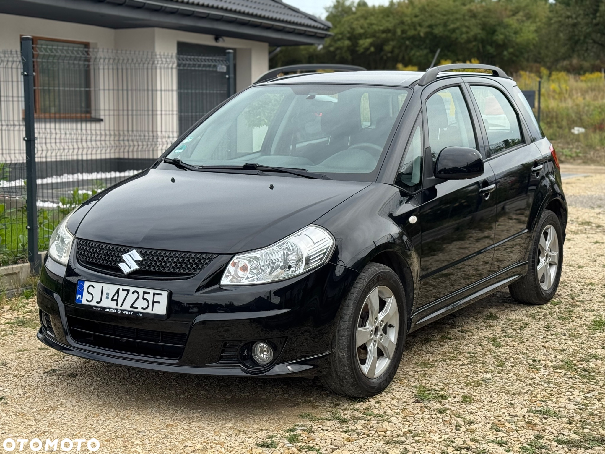 Suzuki SX4 1.6 Comfort Plus - 4