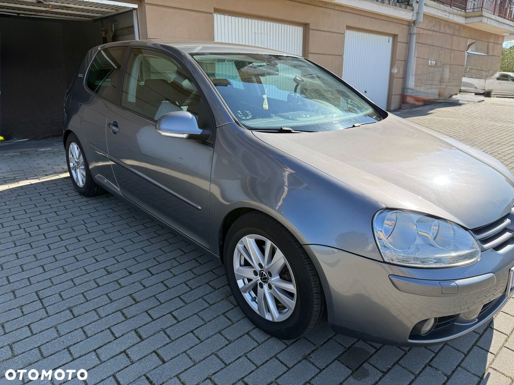 Volkswagen Golf - 3