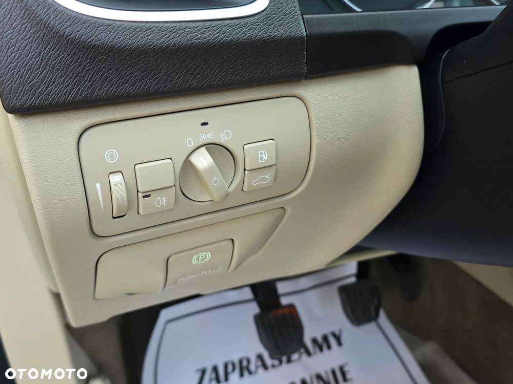 Volvo V60 D3 Summum - 29