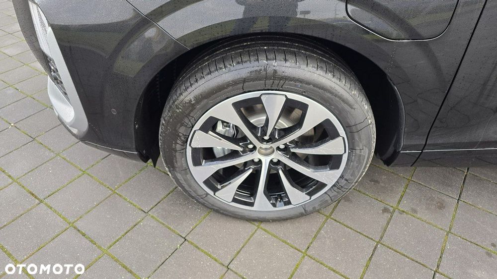 Audi Q3 Sportback - 4