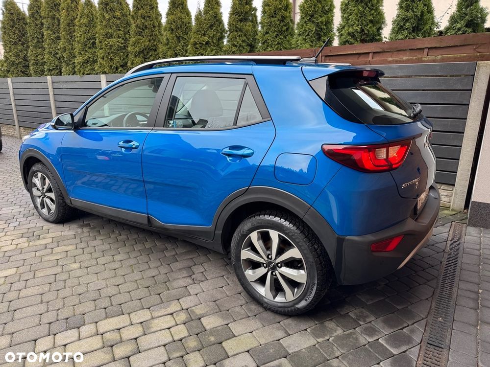 Kia Stonic 1.2 L - 10