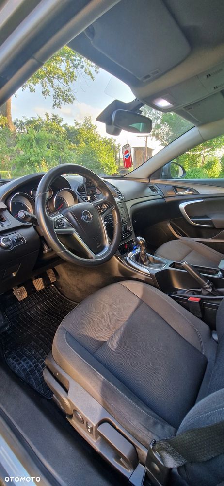 Opel Insignia 2.0 CDTI - 8