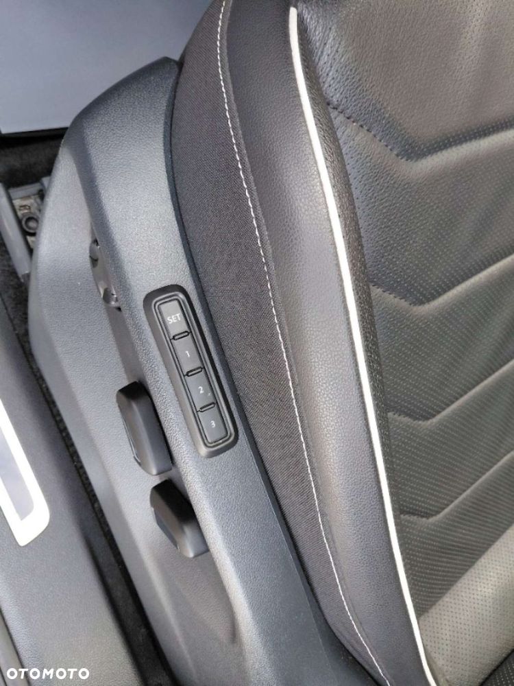 Volkswagen Tiguan - 20