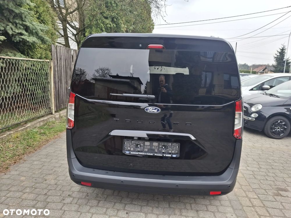 Ford Tourneo Courier 1.0 EcoBoost ACTIVE - 2
