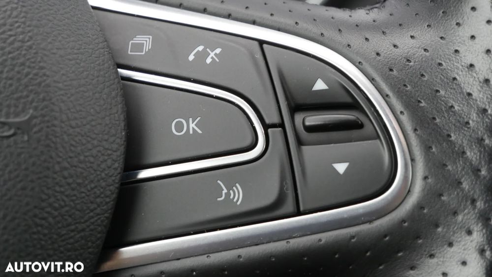 Renault Kadjar TCe 140 EDC GPF BLACK EDITION - 34