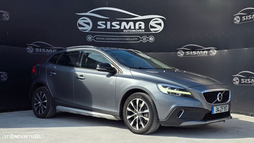 Volvo V40 Cross Country 2.0 D3 - 1