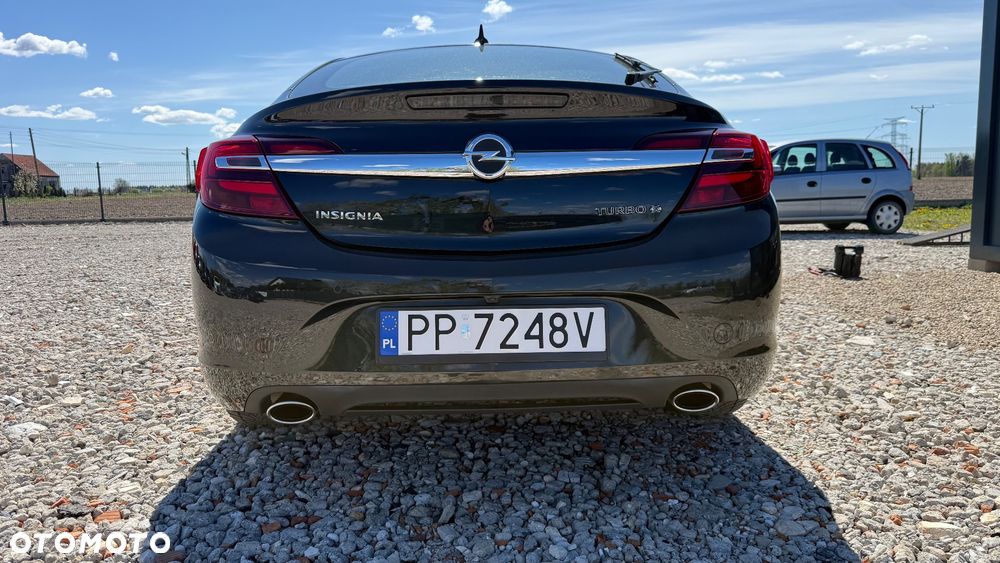 Opel Insignia 2.0 T Sport 4x4 - 31