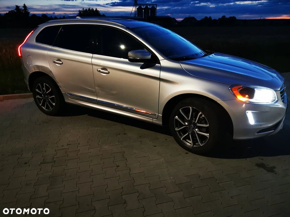 Volvo XC 60 - 24