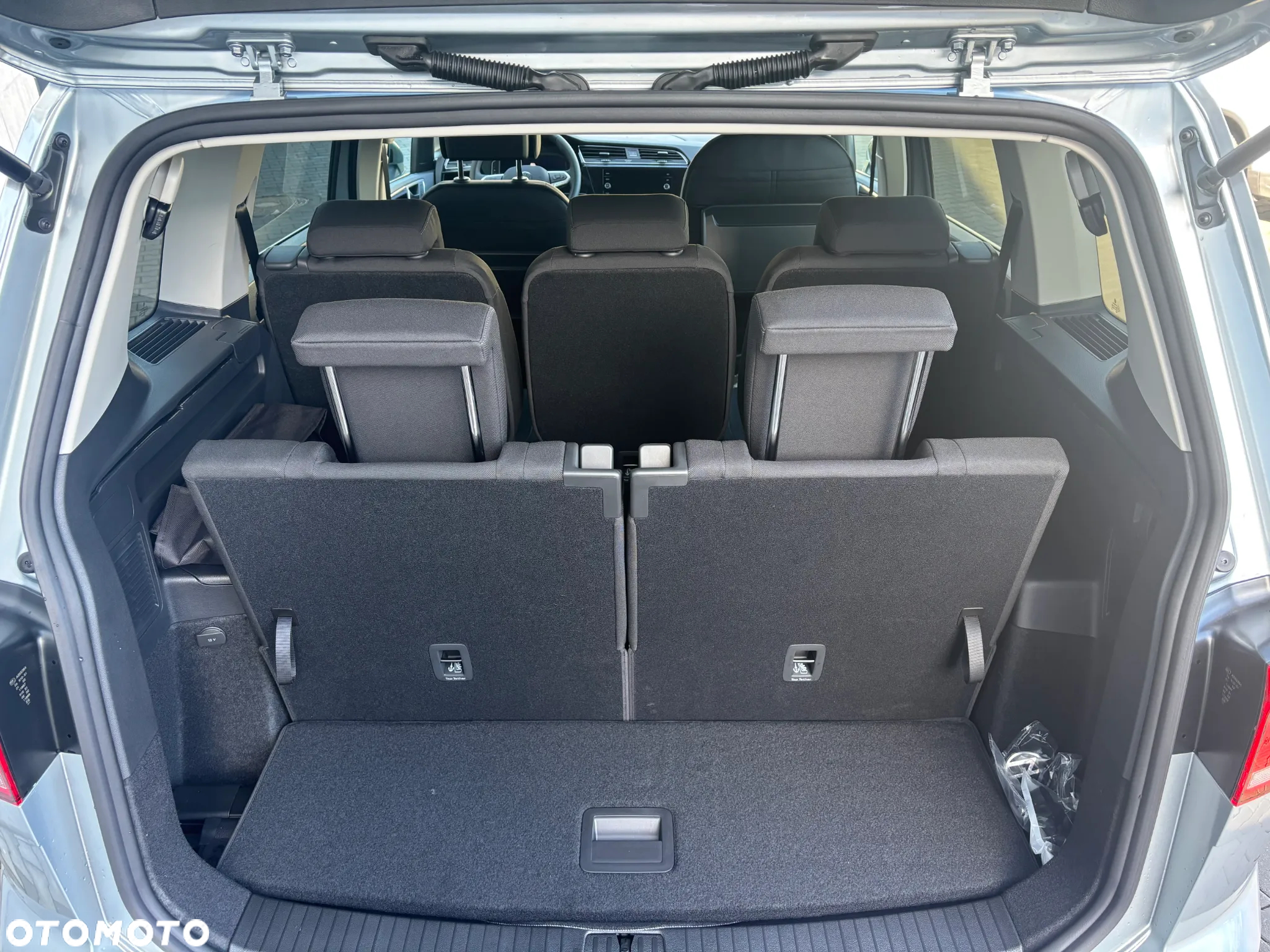 Volkswagen Touran 2.0 TDI BMT Highline DSG - 9
