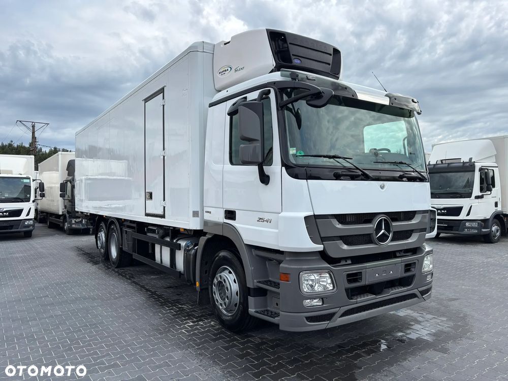 Mercedes-Benz Actros 2541 Sypialka 22 Europalety - 4