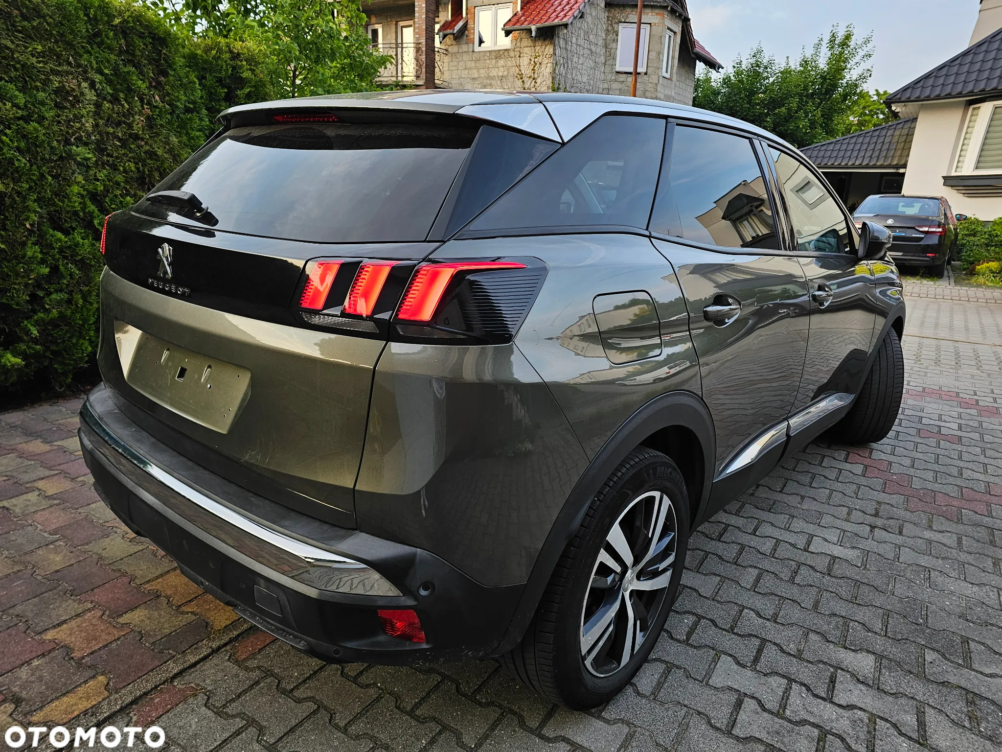 Peugeot 3008 1.2 PureTech GPF Allure S&S EAT8 - 2