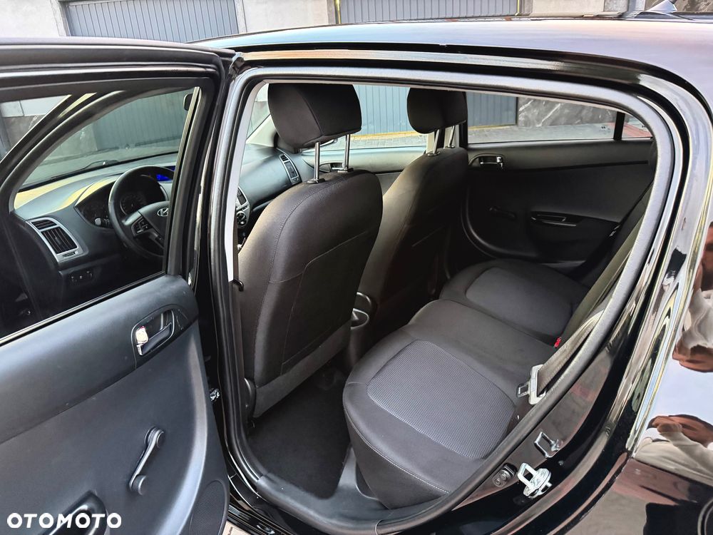 Hyundai i20 1.25 Wersja Jubileuszowa - 15