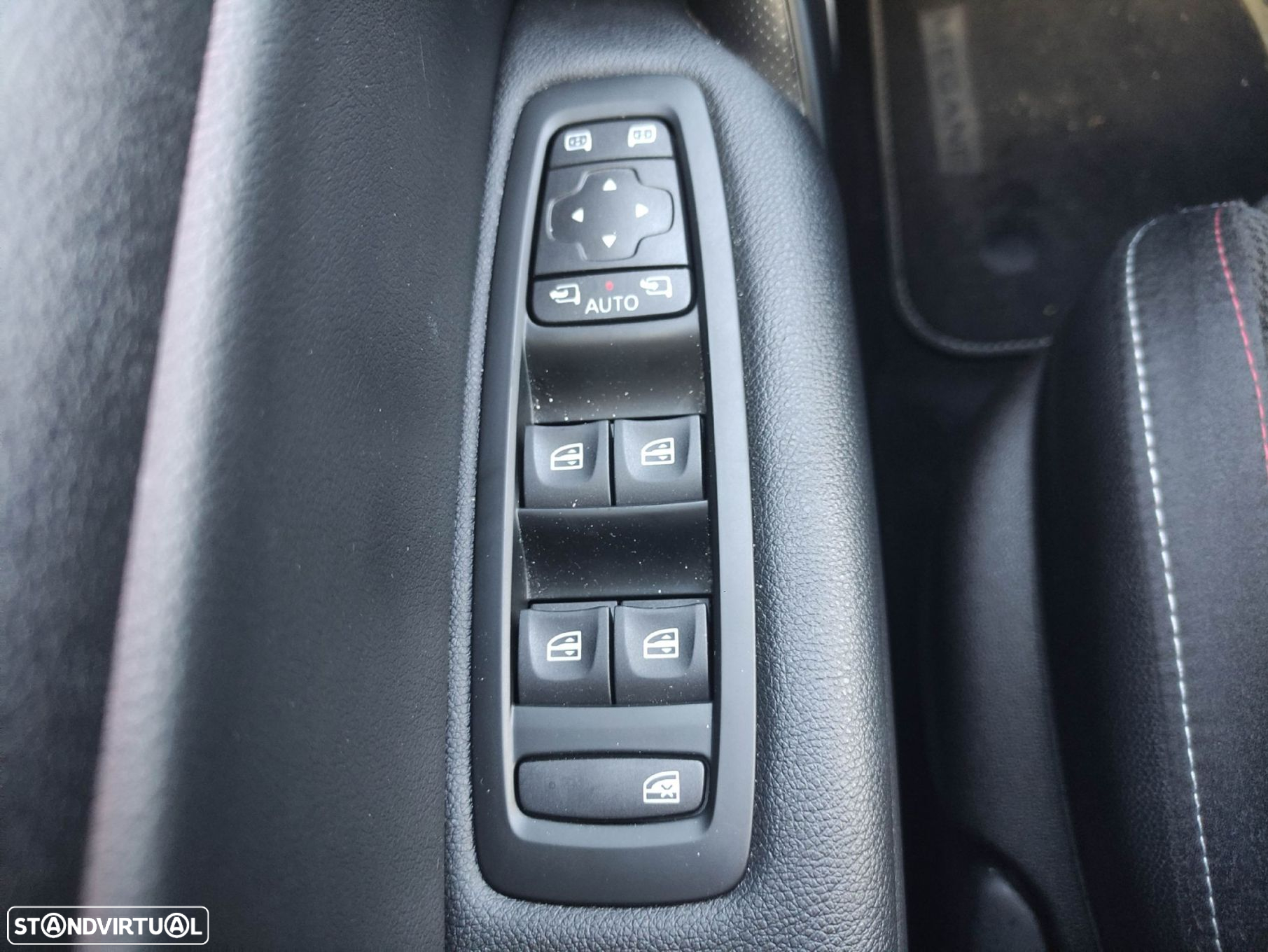 Renault Mégane Sport Tourer 1.6 E-Tech Plug-In Hybrid R.S. Line - 17