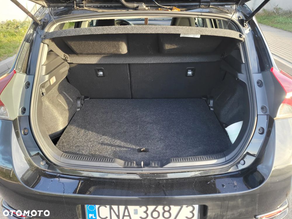 Toyota Auris 1.2 Turbo Team Deutschland - 20