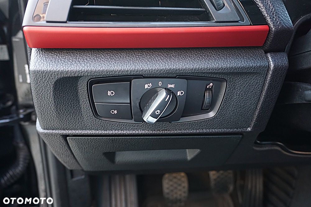 BMW Seria 1 116d EfficientDynamics Edition Sport Line - 29