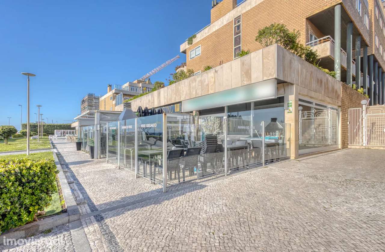 Trespasse de Restaurante com esplanada frente à Praia de VNGaia - Grande imagem: 2/24