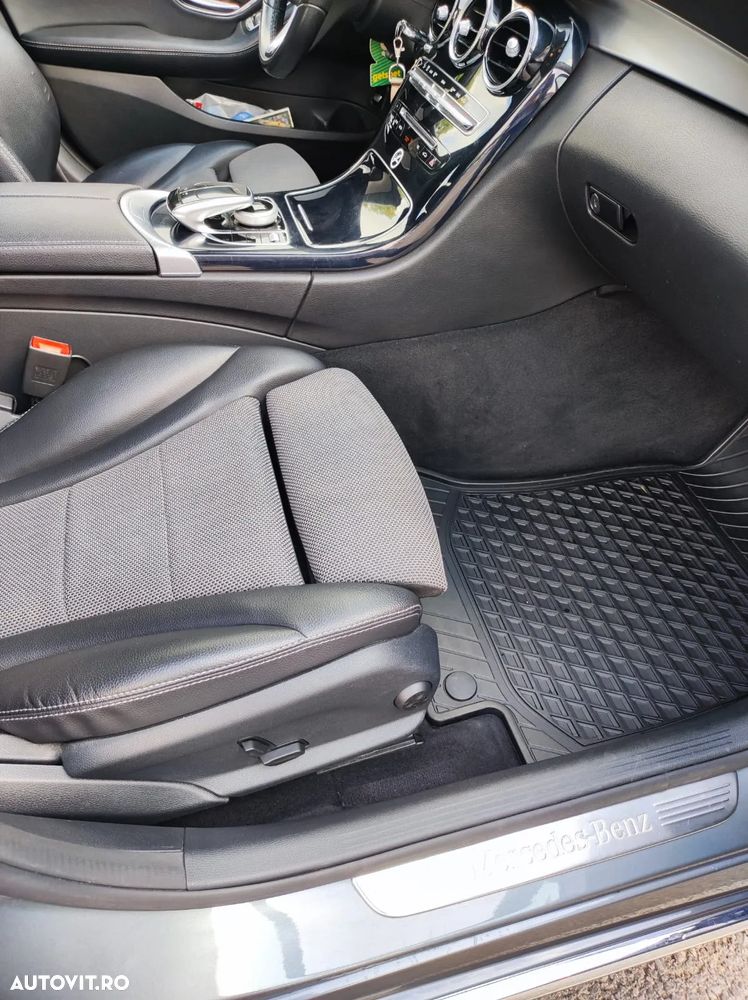 Mercedes-Benz C - 16