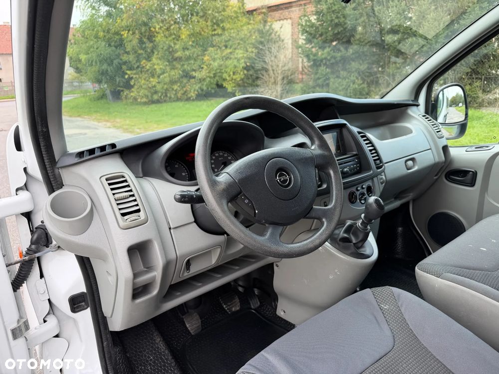 Opel Vivaro * 2.0 / 115KM * L2H1 / Long * Brygadówka / DOKA * 6 Osób * - 26