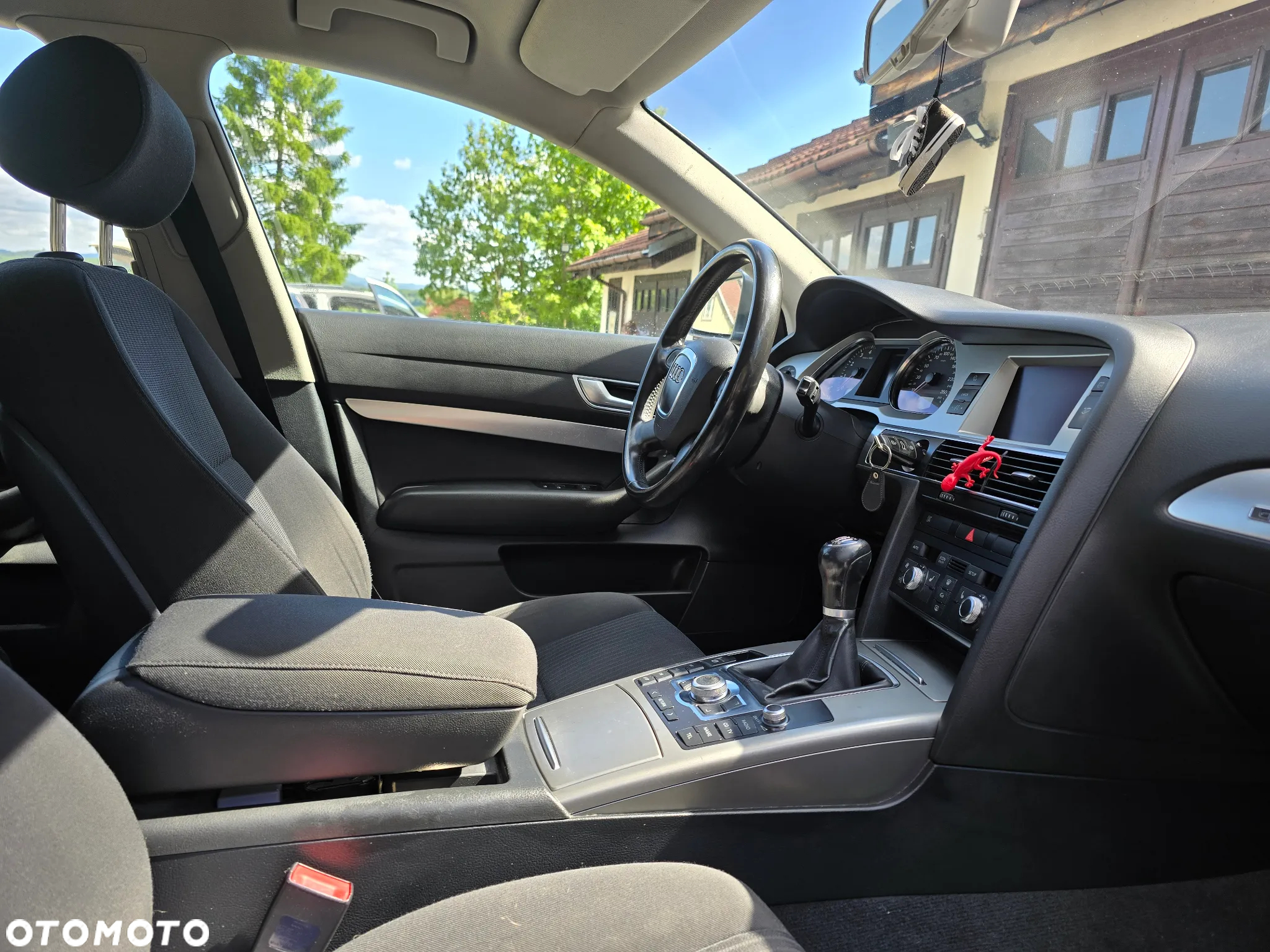 Audi A6 Avant 2.4 quattro - 17
