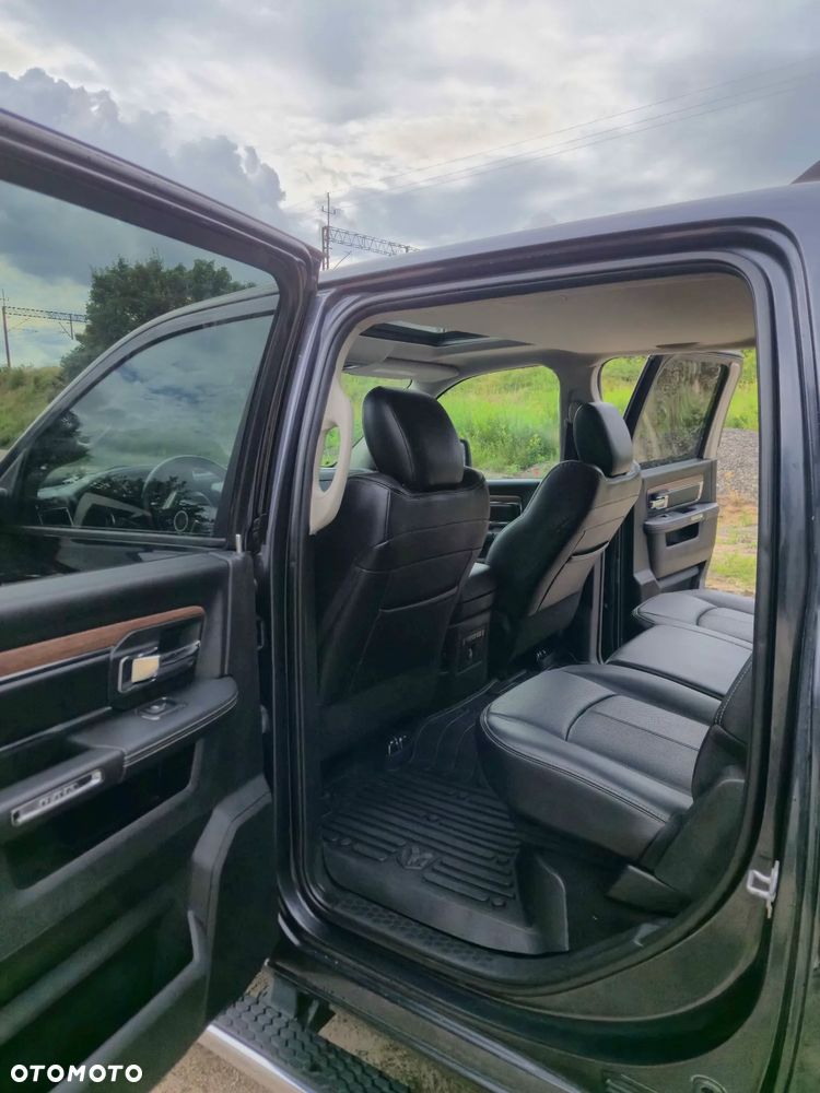 Dodge RAM 5.7 4x4 - 12