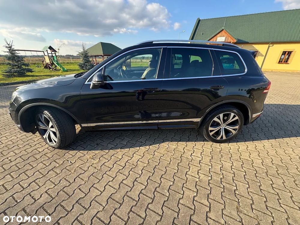 Volkswagen Touareg 3.0 V6 TDI BMT Perfectline R-Style - 9