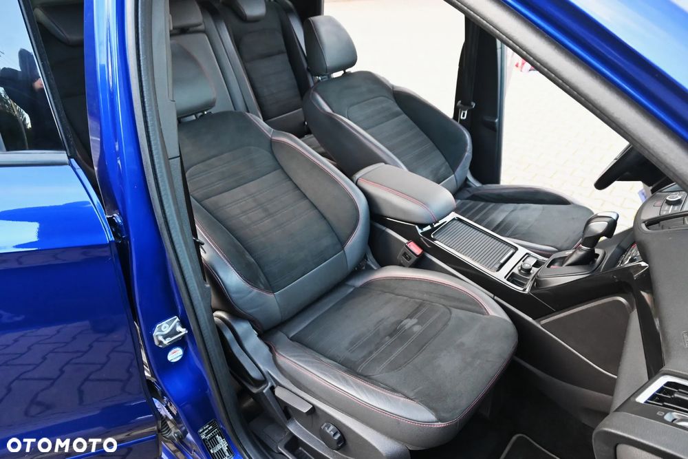 Ford Kuga 1.5 EcoBoost 4x4 ST-Line - 36