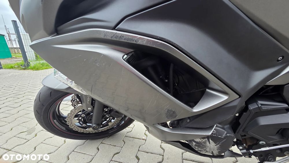 Kawasaki Ninja - 25