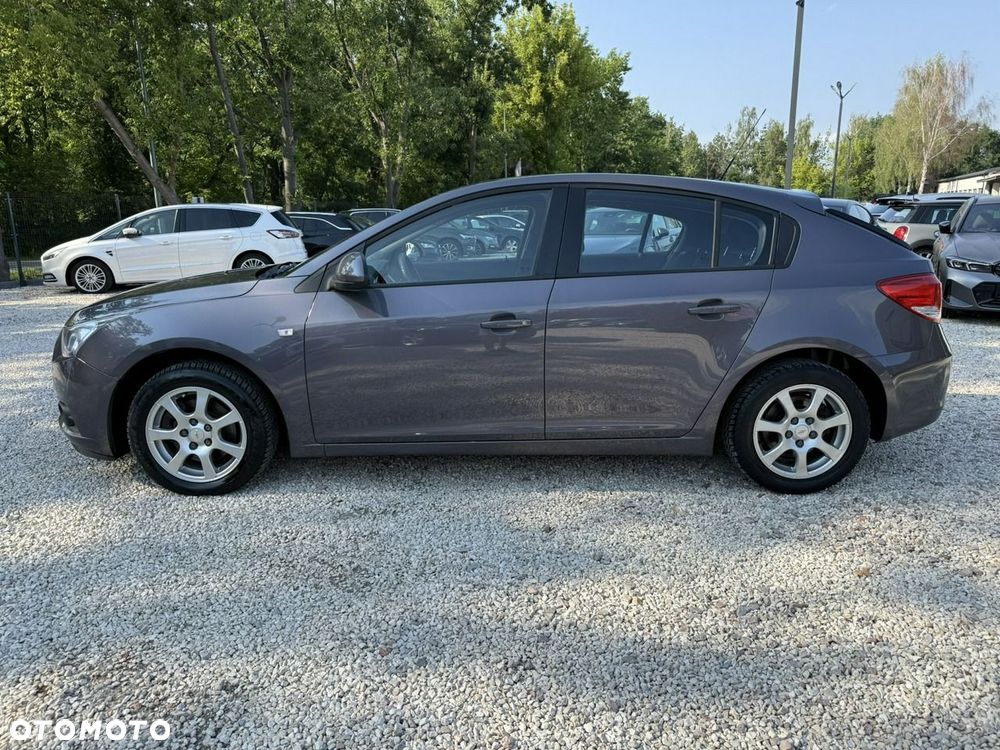 Chevrolet Cruze 2.0 D LT+ - 8
