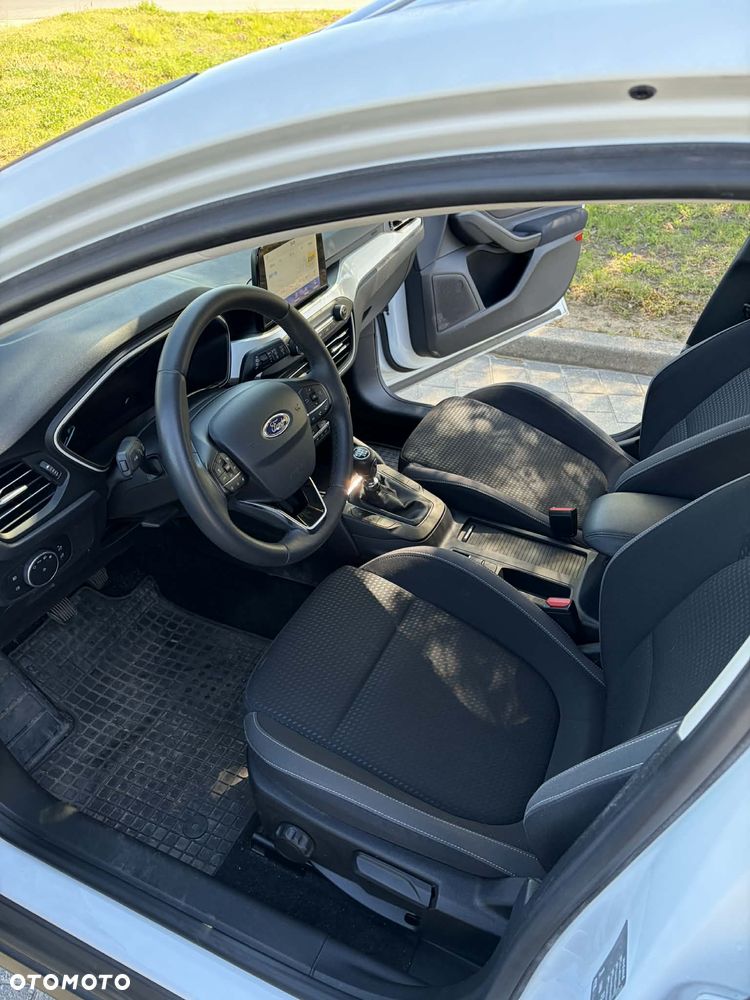 Ford Focus 1.5 EcoBoost Start-Stopp-System COOL&CONNECT - 25