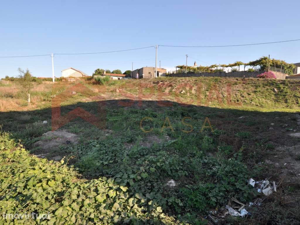 Terreno com 1.270m2, em Paredes - Grande imagem: 3/10