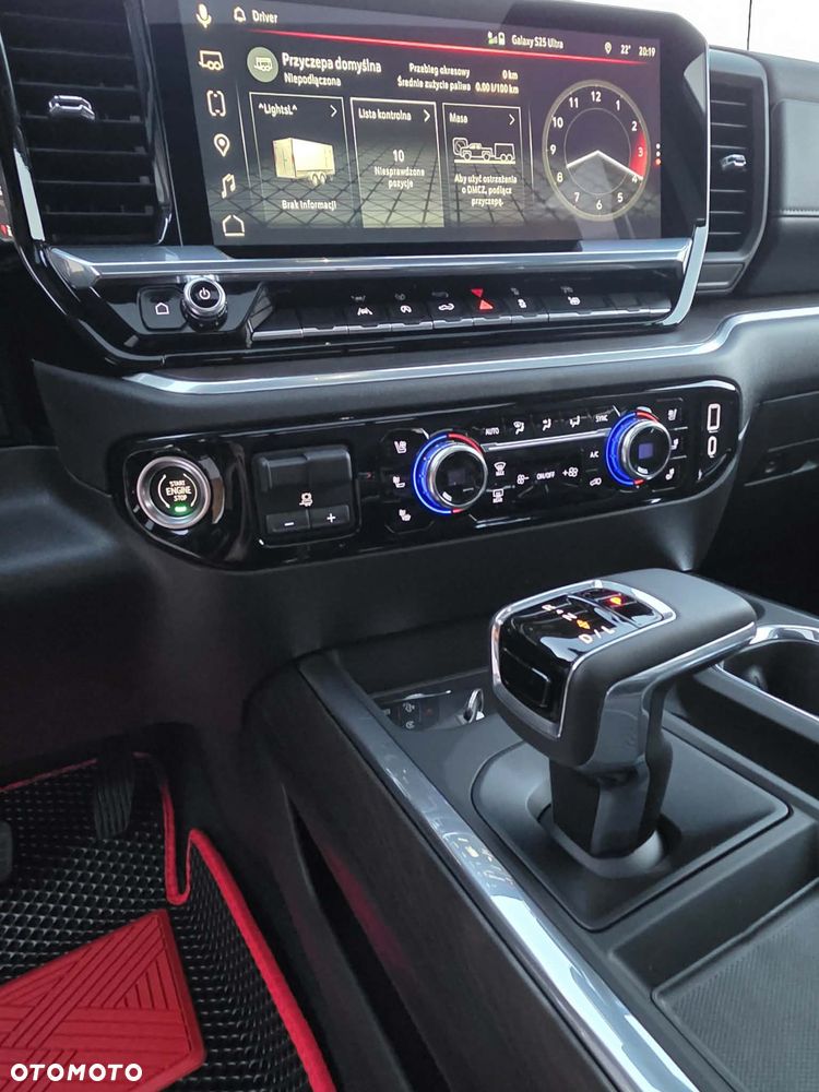 GMC Sierra - 12