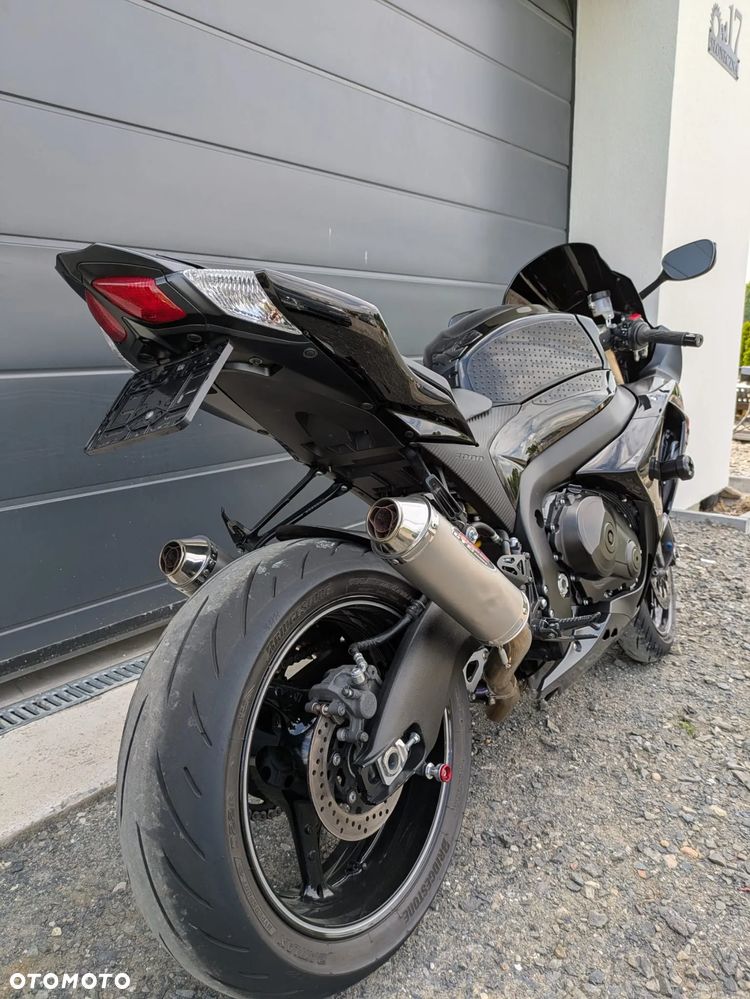 Suzuki GSX-R - 7