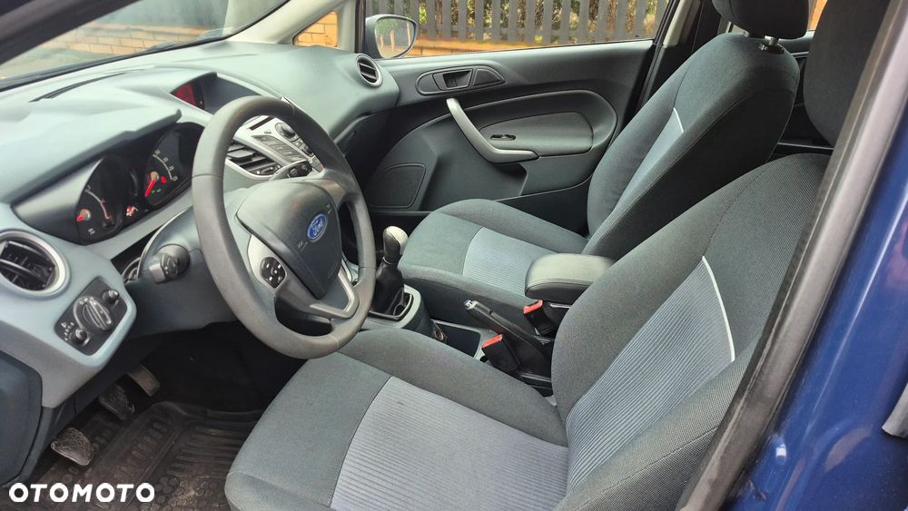 Ford Fiesta 1.25 Trend - 28