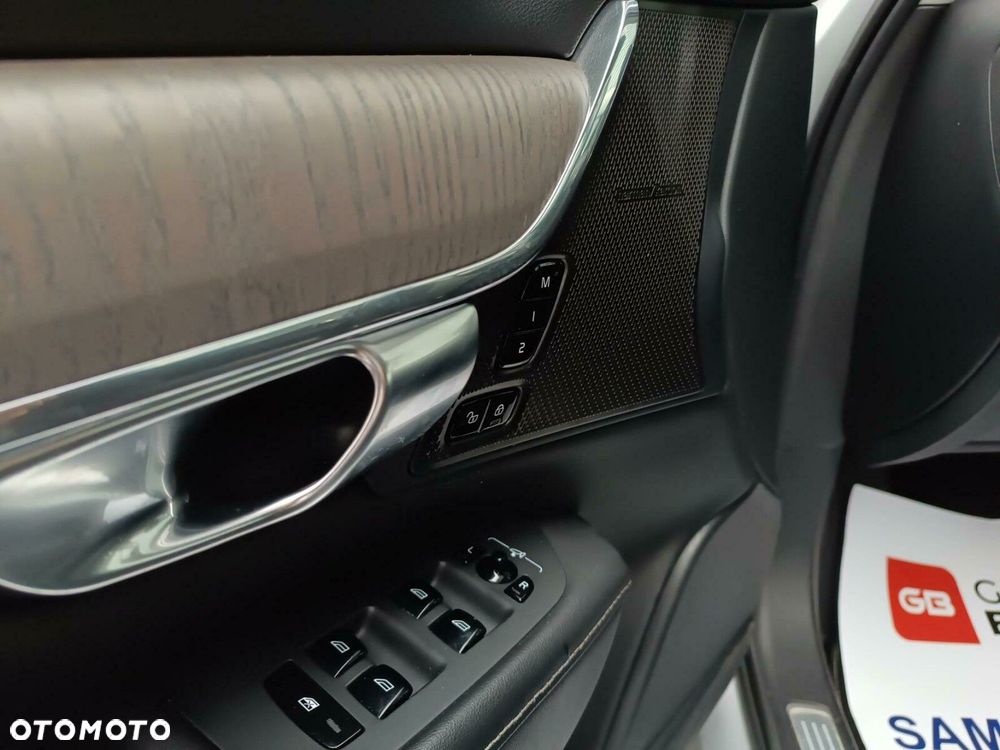 Volvo V90 Cross Country B5 D AWD Pro - 17