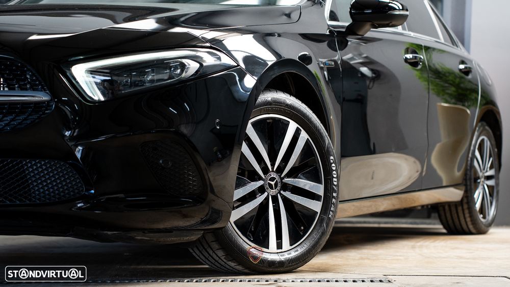 Mercedes-Benz A 250 Limousine e Progressive - 2
