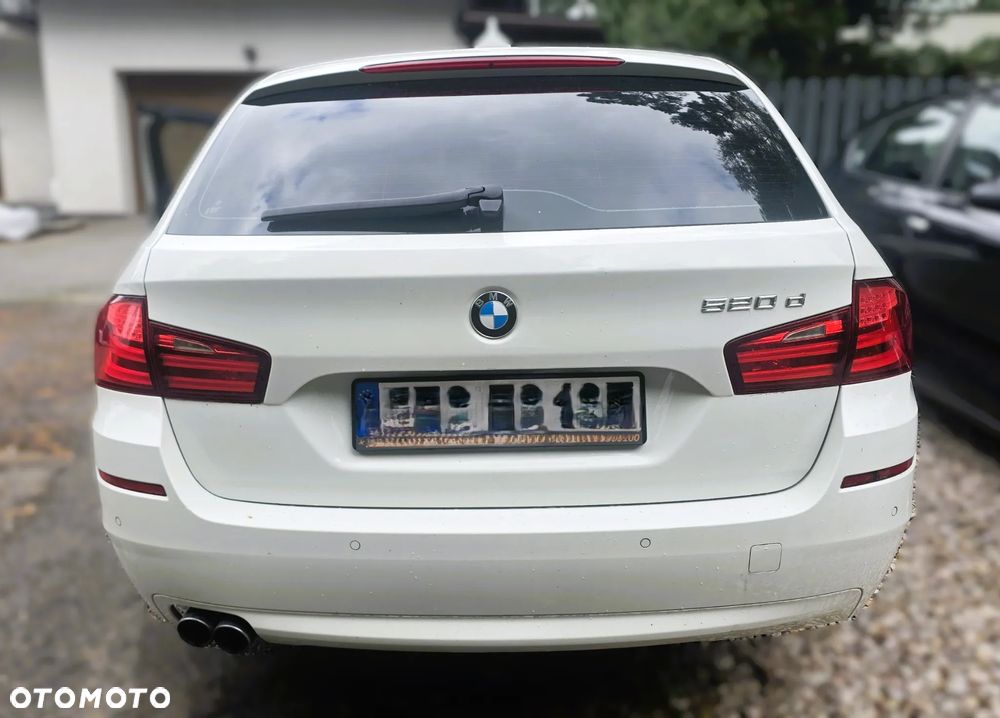 BMW Seria 5 520d - 9
