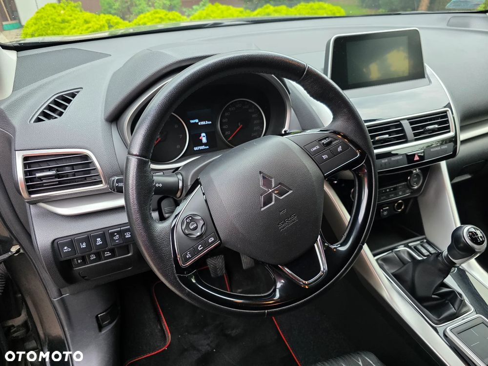 Mitsubishi Eclipse Cross 1.5 T Intense - 8