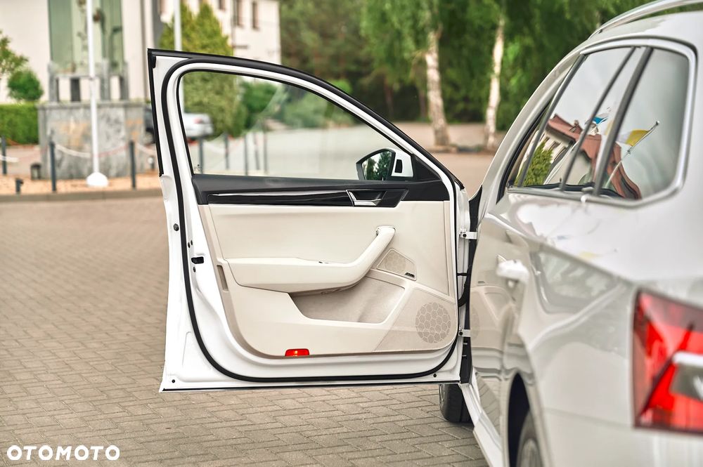 Skoda Superb 2.0 TDI L&K - 13