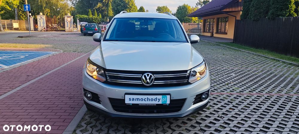 Volkswagen Tiguan 2.0 TDI DPF BlueMotion Technology Sport & Style - 11