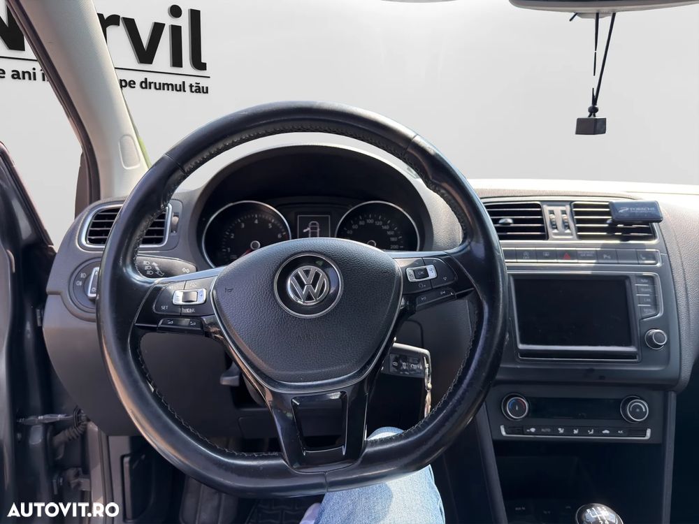 Volkswagen Polo 1.2 TSI Highline - 12