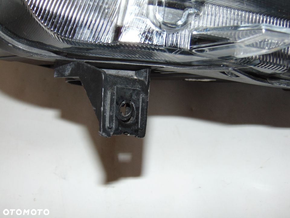 Oryginalna lampa przednia przód prawa 6F1941006A Seat Ibiza 5 V , 17-21r Europa - 17