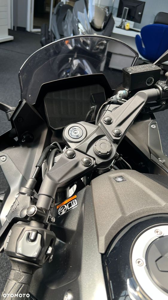 Suzuki GSX-R - 9