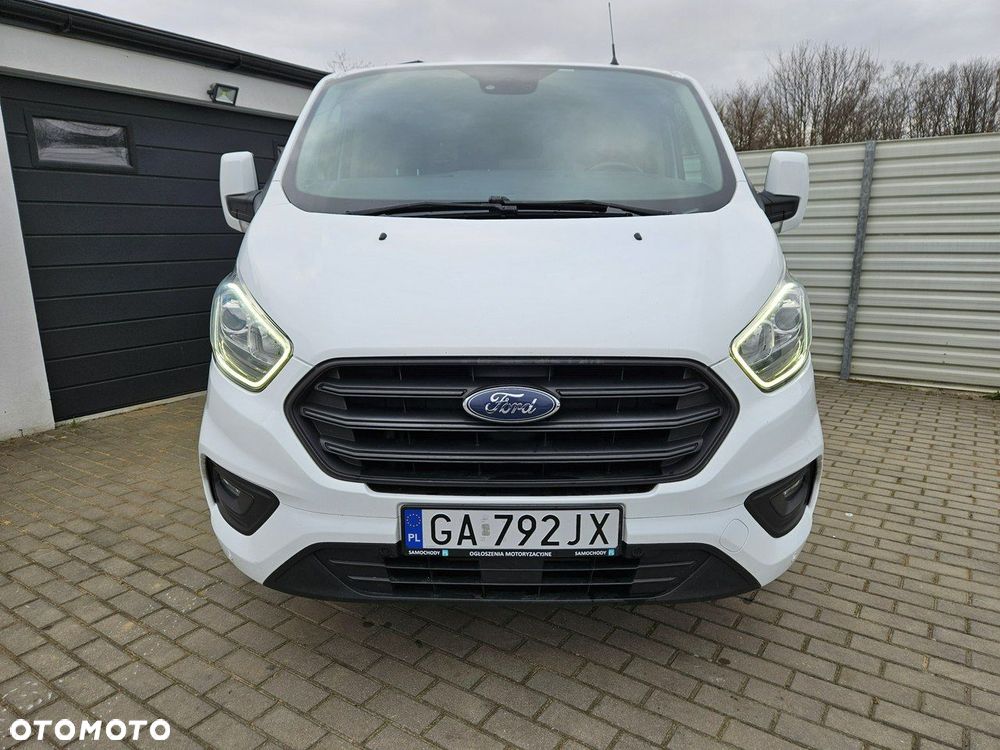 Ford Transit Custom - 9