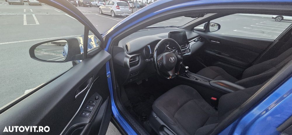 Toyota C-HR - 9