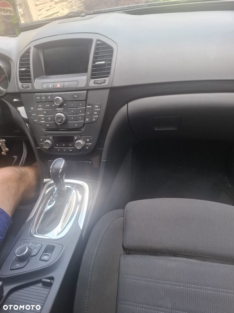 Opel Insignia - 8